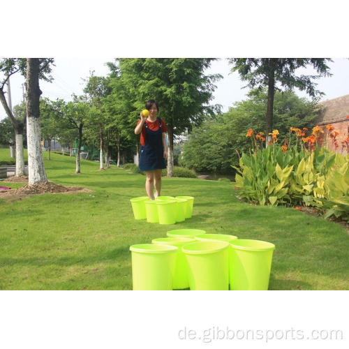 Yard Pong Spiel zum Spielen